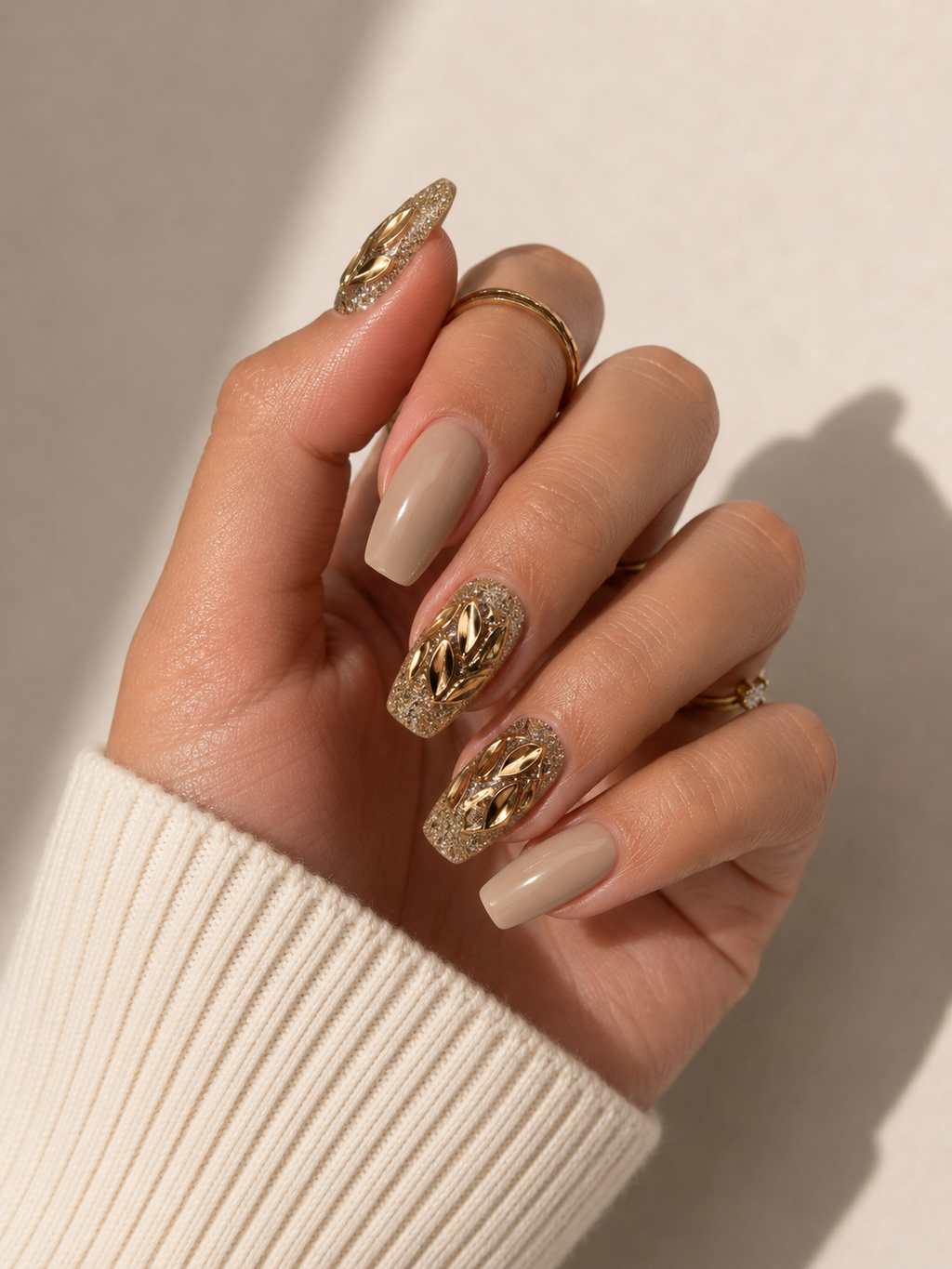 Nude Beige & Gold Chrome Press-On Nails – Luxury Neutral Glam Nail Set – Minimalist Gold Leaf Coffin Nails